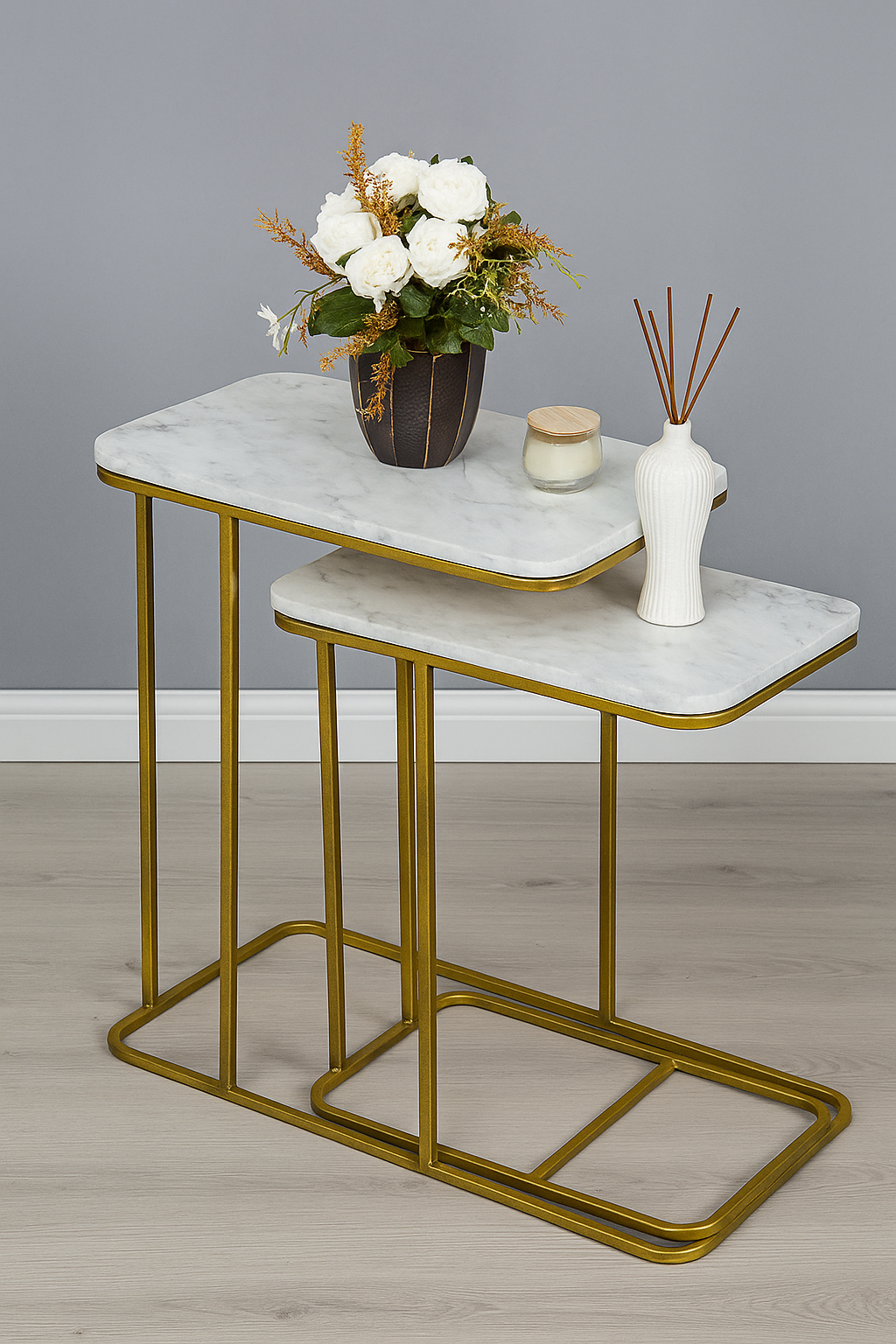 Bella Nesting Table